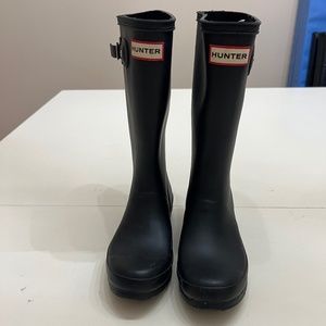 Gently used Hunter boots size 3